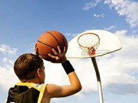 Hướng dẫn từ A-Z cách chơi bóng rổ hữu ích cho bé tại nhà