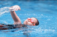 Kính bơi cho trẻ em và cách bảo quản kính bơi 